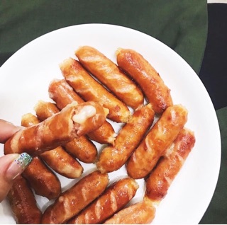 [250g=16cây]Xúc xích phô mai đức
