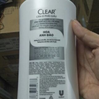 Dầu gội cleAr anh đào (650ml)