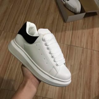 Giày Mc queen cao cấp gót đen nhung