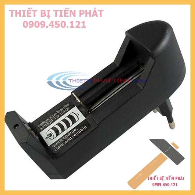 Bộ sạc pin 3.7V 4200mAh Ultrafire Sạc 1 Pin, 2 Pin 18650, 16340, 18350, 26650, Tự ngắt dùng cho đèn pin, quạt sạc