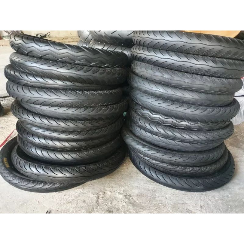 Cặp vỏ xe inoue. masit.chensin...70/90-17 và 80/90-17..hàng cũ tháo xe còn đẹp gắn xe Wave, Dream...