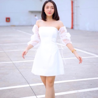 Đầm trễ vai tay lưới