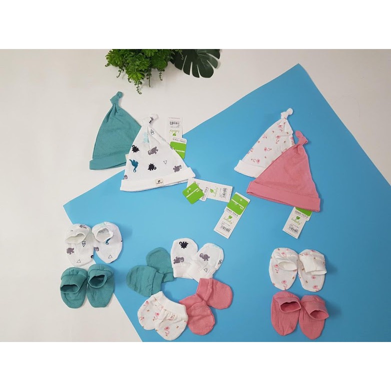 LULLABY Bộ sơ sinh dài tay cài lệch vải thở  bé trai/ bé gái