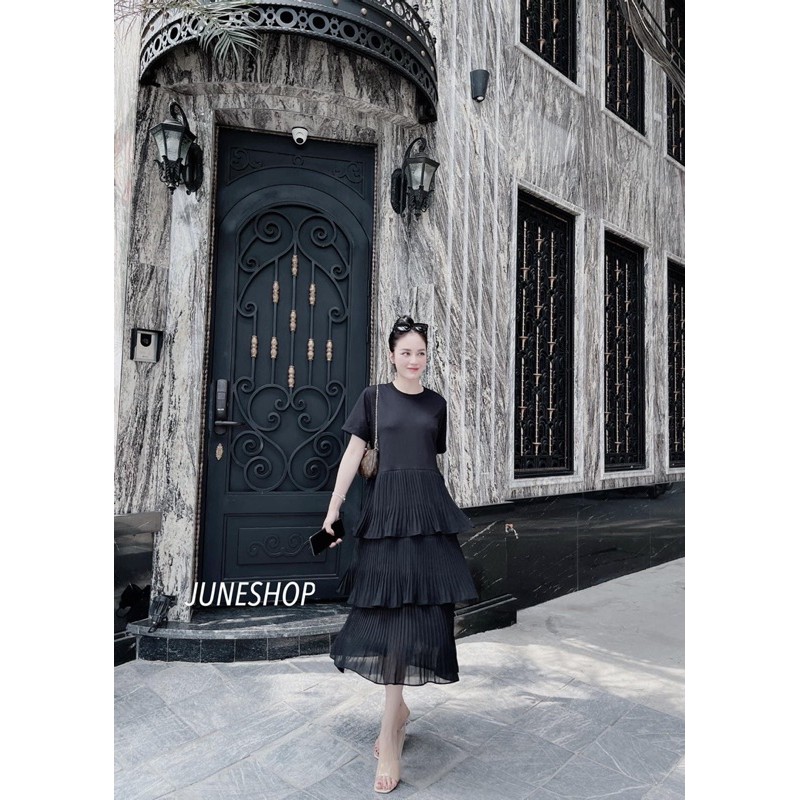 [Mã SKAMA06 giảm 8% tối đa 50K đơn 250K] VNU335 - VÁY ĐEN PHỐI DẬP LI 3 TẦNG | BigBuy360 - bigbuy360.vn