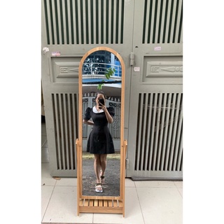 Gương soi toàn thân kèm kệ