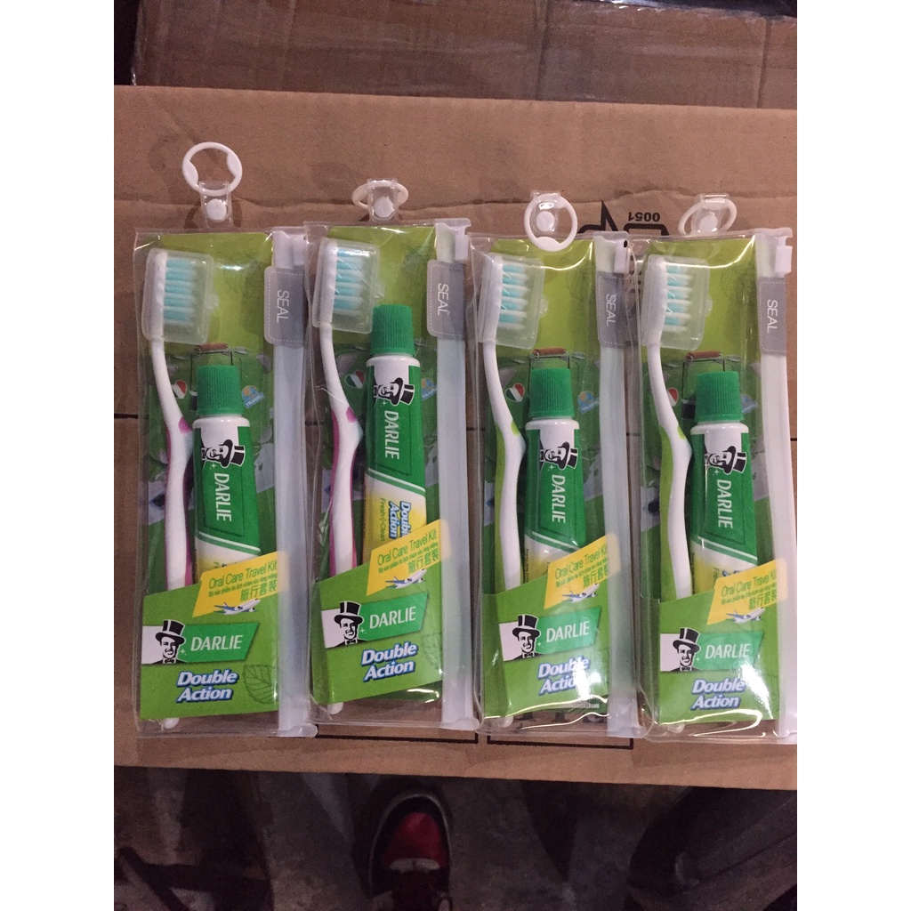 Bộ kem đánh răng bỏ túi du lịch Darlie Travel Kit. Hàng chính hãng DKSH Việt Nam.