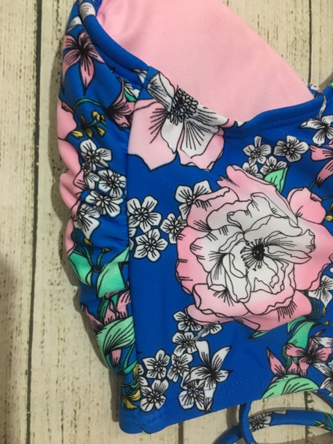 Áo bikini hai mảnh hoa hồng xanh UV protection, | BigBuy360 - bigbuy360.vn