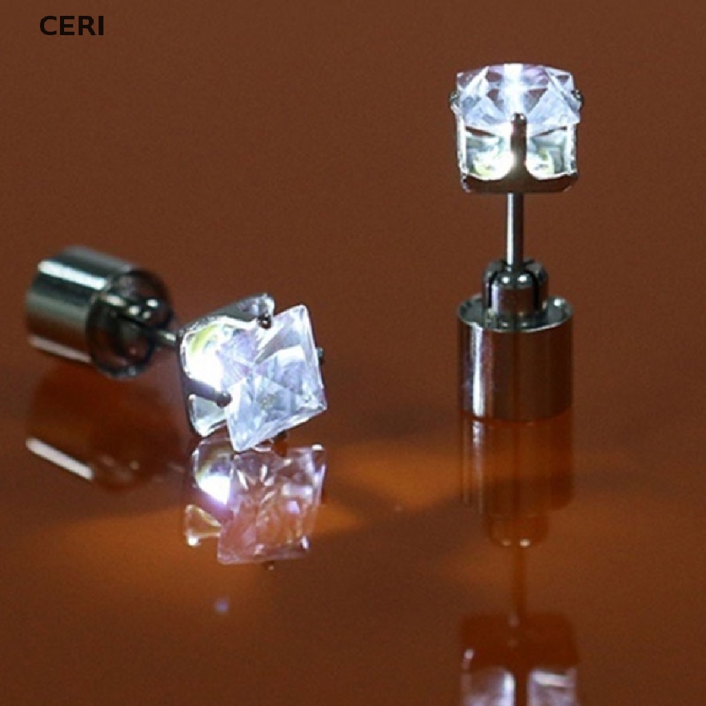 [Hàng mới về] Đôi bông tai gắn đèn led hình vương miện khảm đá pha lê độc đáo sáng tạo