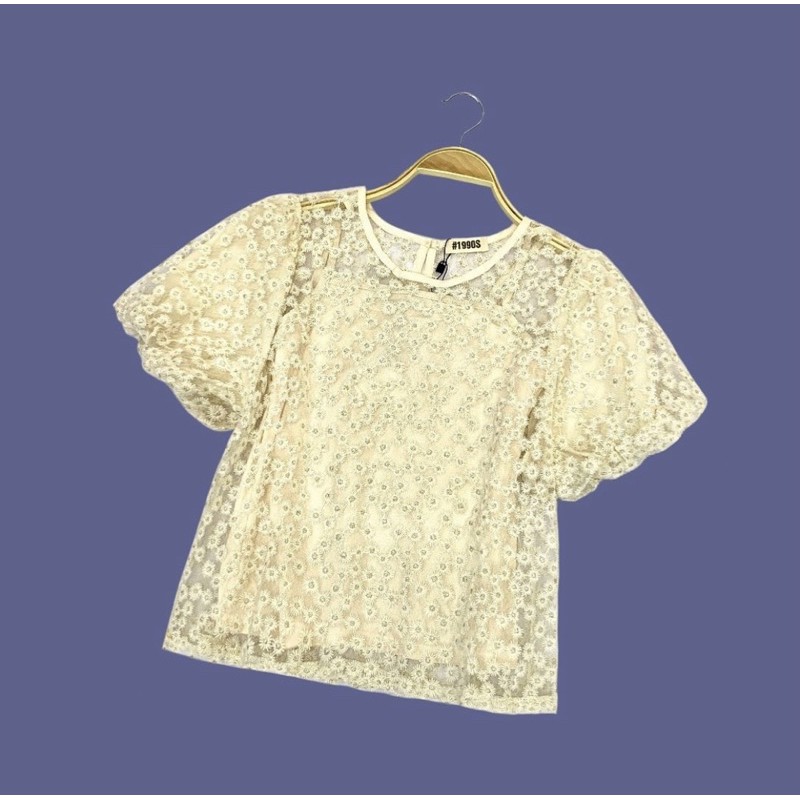 Áo phối ren hoa - DAISY CLOUD TOP