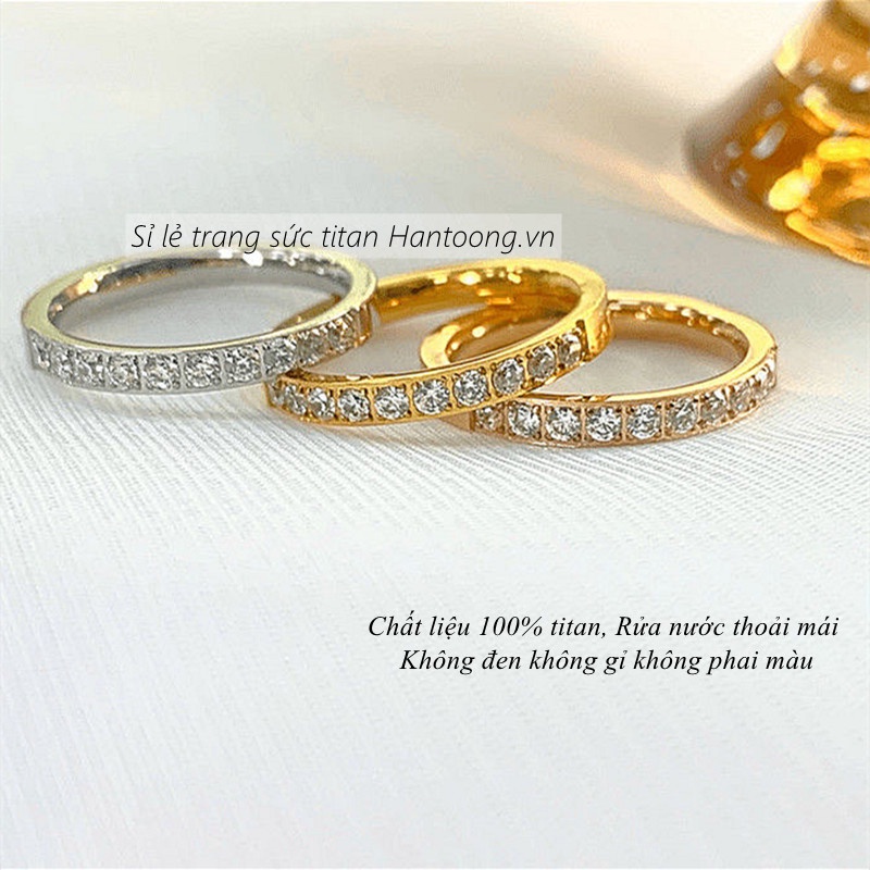 Nhẫn nữ bằng titan không gỉ đính đá pha lê lấp lánh thiết kế thời trang trẻ trung