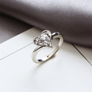 Nhẫn đính đá phong cách Hàn Quốc