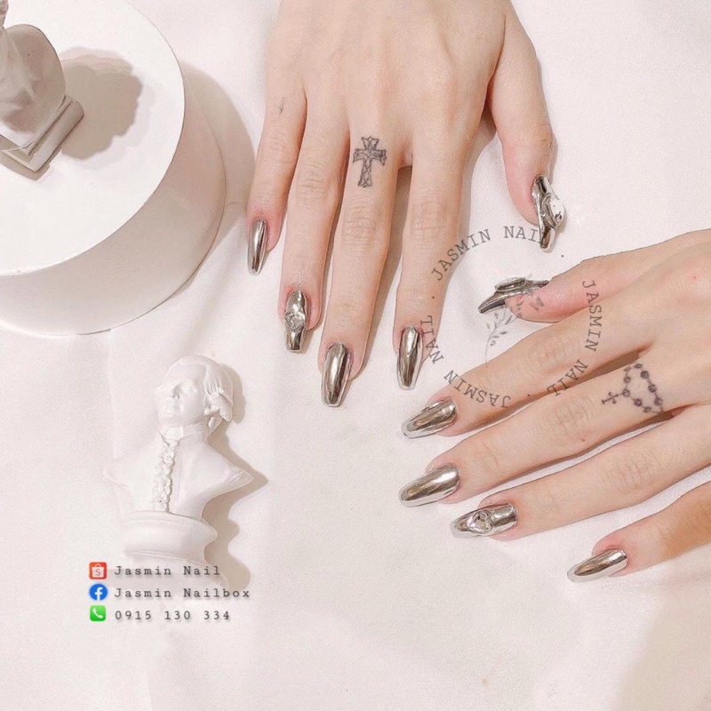 [Mã NHUQAD giảm 10% đơn 100k] Nail Box móng úp thiết kế sẵn mẫu tráng gương bạc đính tim gel - Jasmin Nailbox