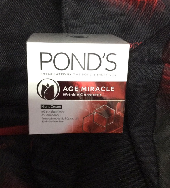 Kem ngăn ngừa lão hóa POND'S Age Miracle ban đêm