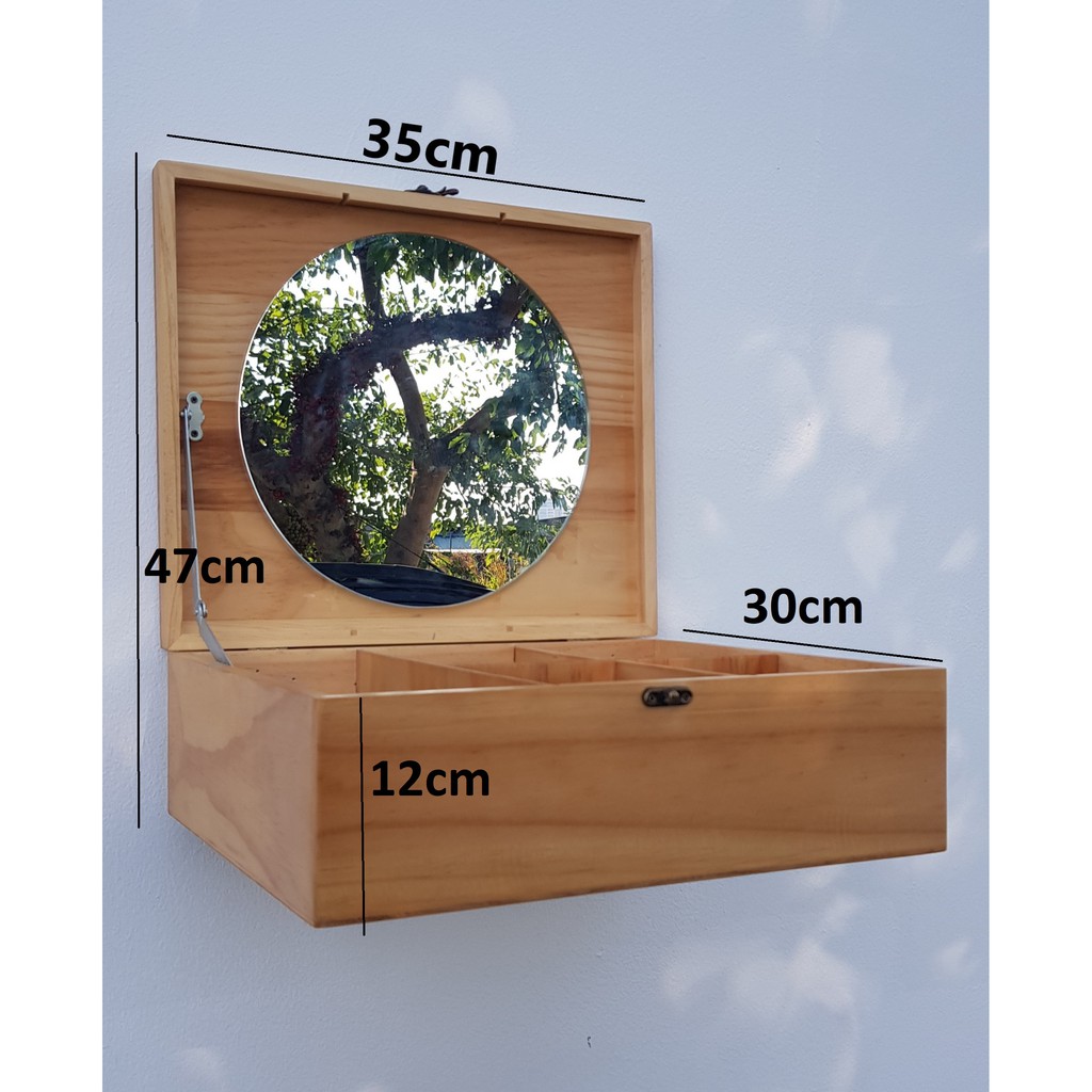 Hộp Trang Điểm Treo Tường Xinh .