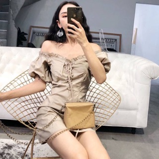 Váy trễ vai tay bồng đan dây ngực