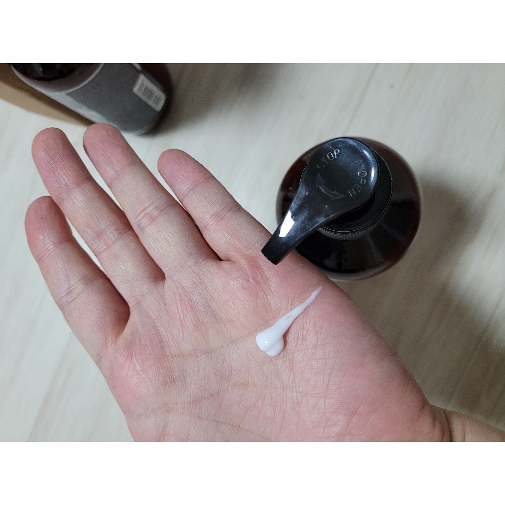 Lotion dưỡng da tay Nard Hàn Quốc 280ml