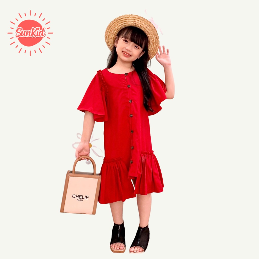 Váy hè bé gái dáng suông cách điệu đính kèm cúc vải trượt nhật cao cấp Sunkid KC màu đỏ size trẻ em 4-12 t