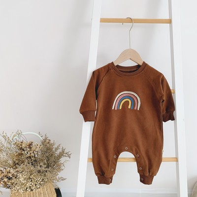 Áo liền quần họa tiết cầu vồng kiểu dáng dễ thương cho bé