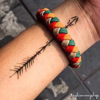 Có sẵn Vòng tay Paracord - 4 strand braid