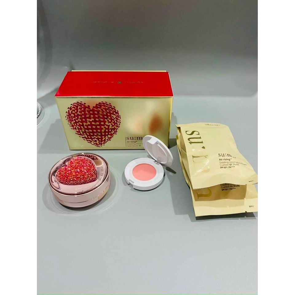 Set phấn nước sum mẫu mới nhất Dazzling Moist Micro Foam Cushion 01.