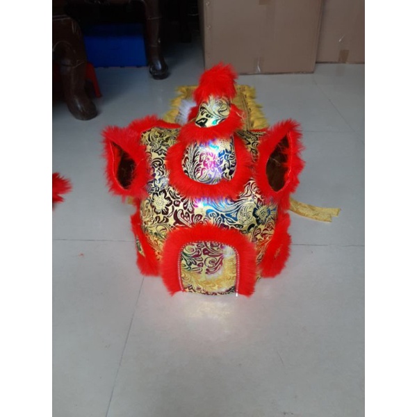 Đầu lân sư tử có pin hàng đẹp có đuôi kim sa cho trẻ em