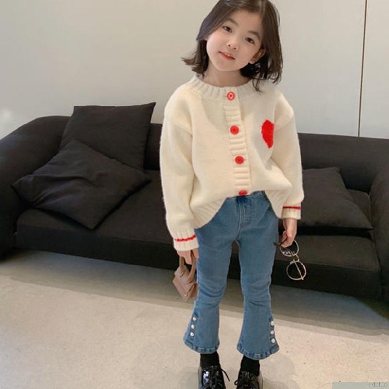 Áo khoác cardigan dệt kim tay dài cổ tròn cài nút họa tiết trái tim dễ thương cho bé gái
