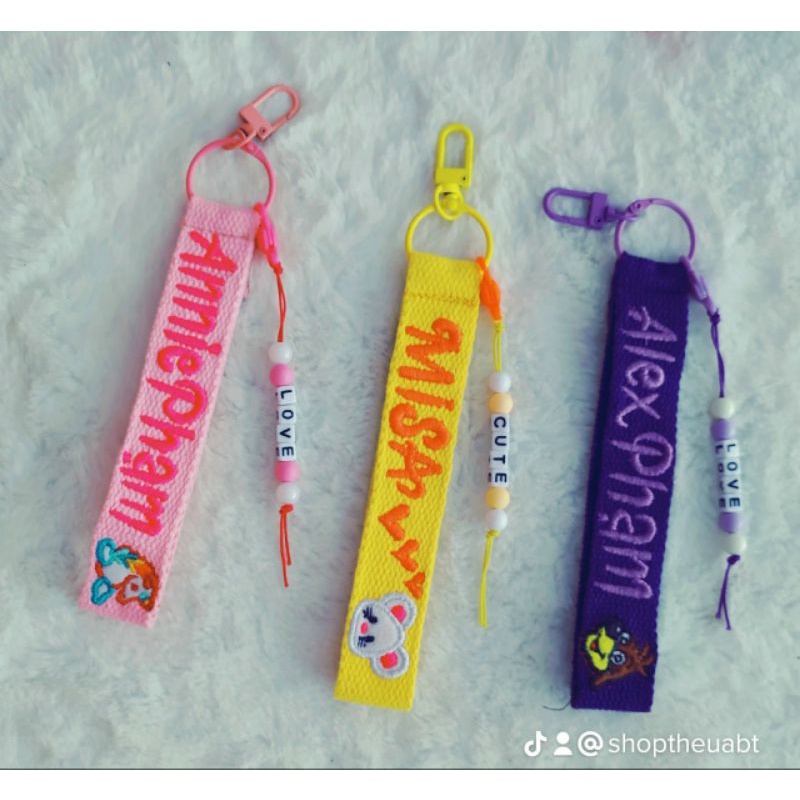 Nametag màu sắc thêu tên + hình theo yêu cầu k tính phí đổi hình