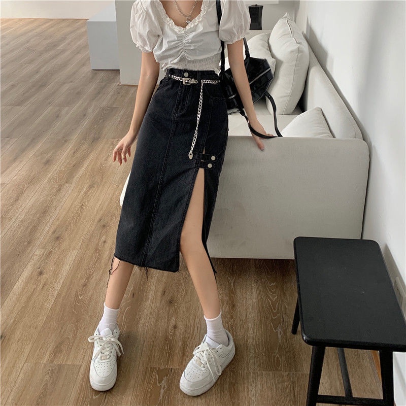 Chân váy jean IELGY lưng cao dáng ôm xẻ tà thời trang cho nữ