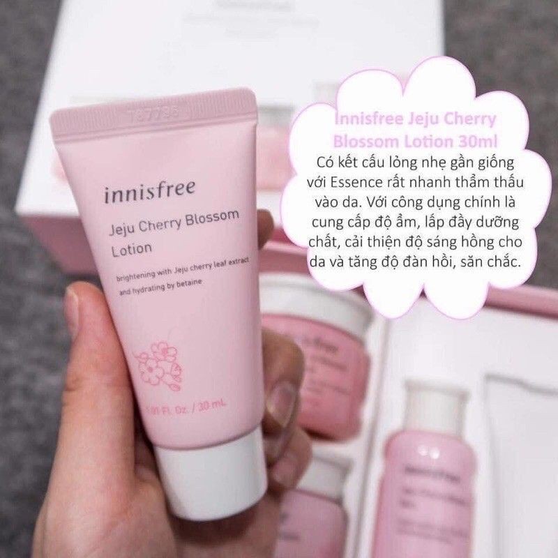 set 2 món dưỡng da Innisfree Jeju Cherry Blossom Duo Kit