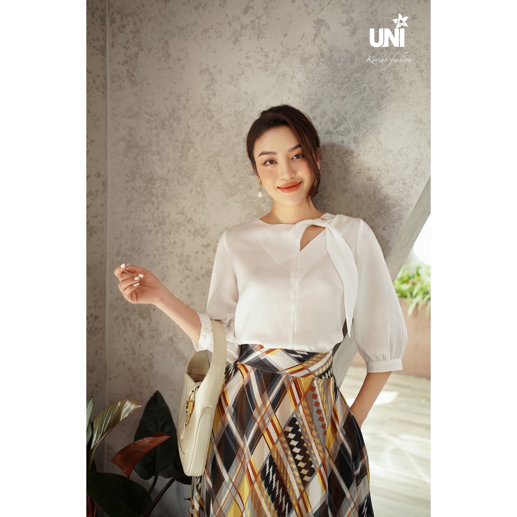 Áo Sơ Mi UNIVTH Tay Lỡ Cổ Xẻ Nơ Cách Điệu 9A0205
