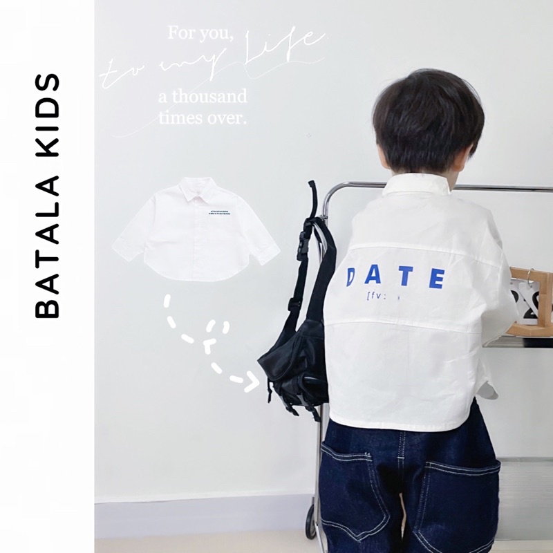 Áo sơ mi bé trai Batala kids áo kaki thô trắng bé trai bé gái Hàn Quốc in chữ cho bé từ 9-25kg SMTR01