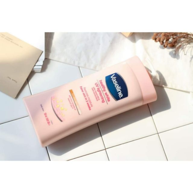 💘💘 Da mịn màng, trắng hồng suốt mùa đông nhờ Dưỡng thể Vaseline Healthy White Lightening 🙆🏻‍♀️