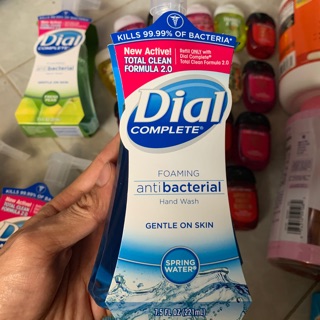 Nước rửa tay Dial diệt 99,9% vi khuẩn