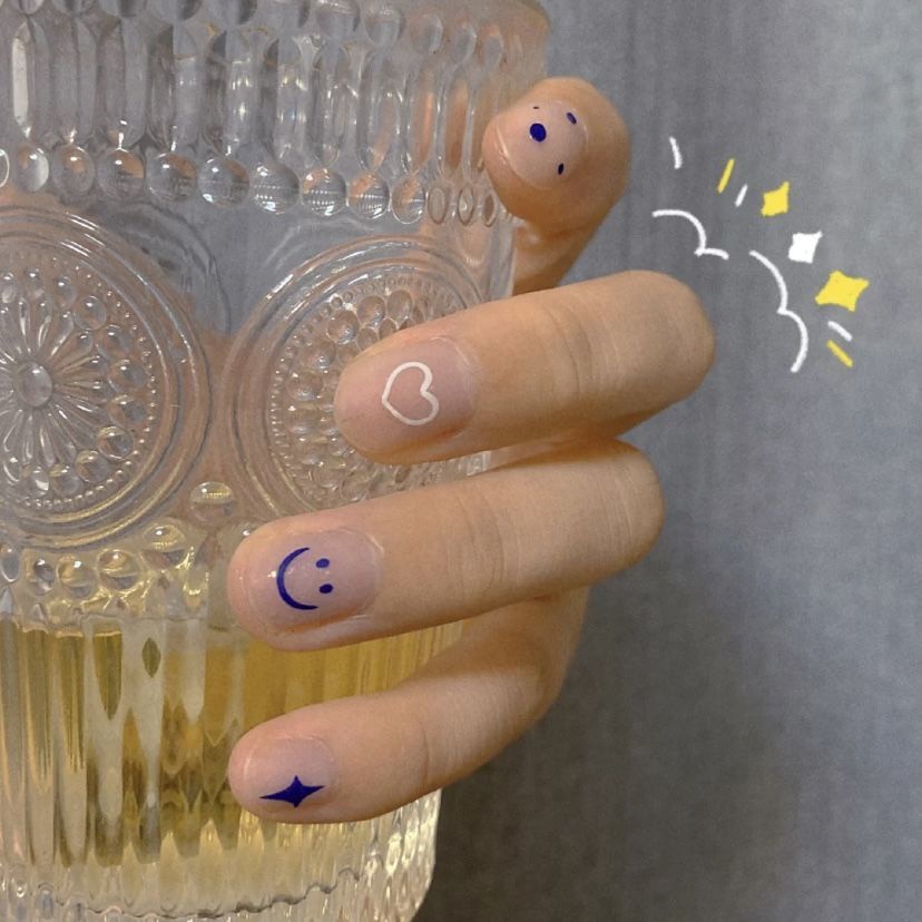 Nhãn Dán Móng Tay Hình Mặt Cười/Mặt Cười Klein Xanh