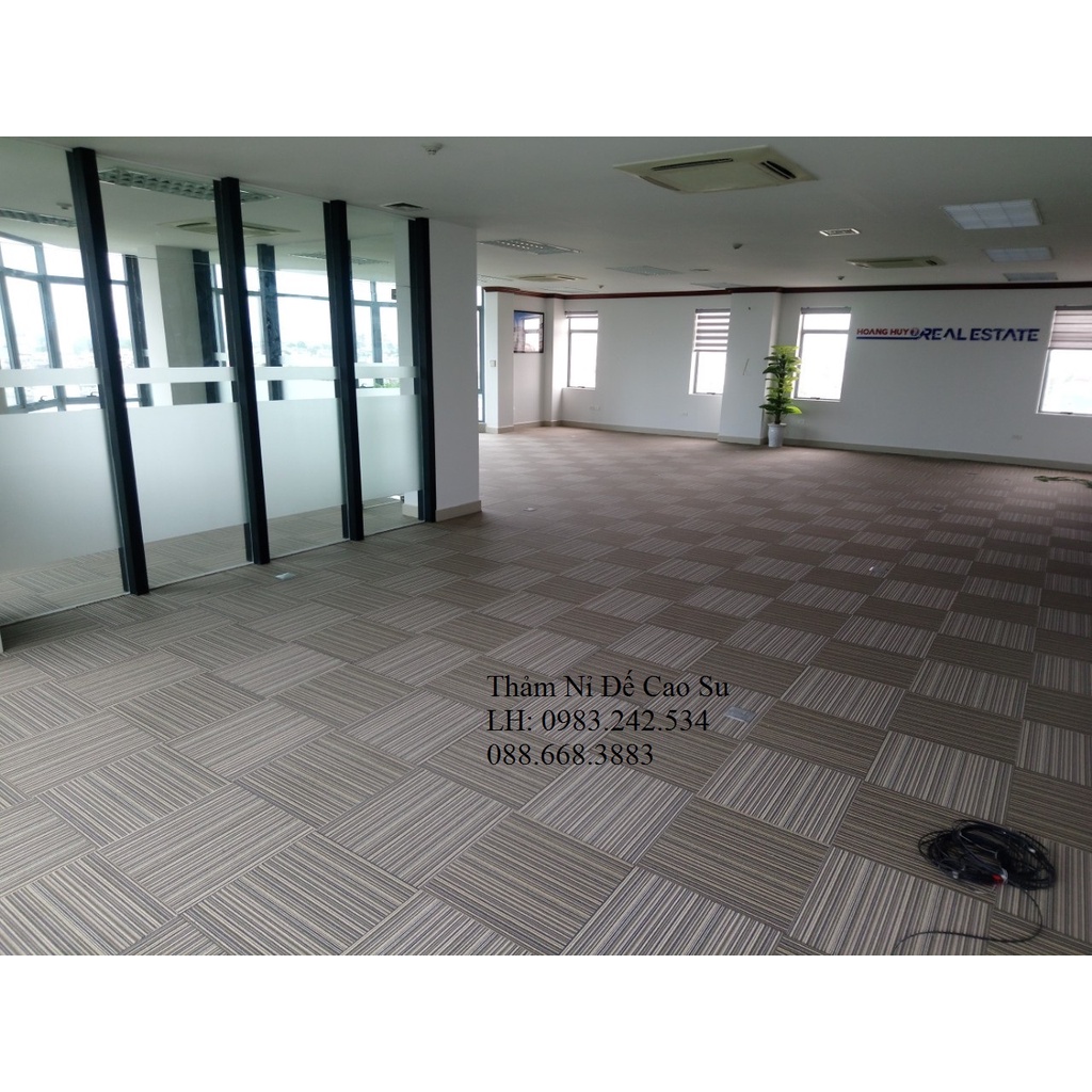 1 Tấm Thảm nỉ ghép đế cao su vân kẻ 50*50 Cao Cấp