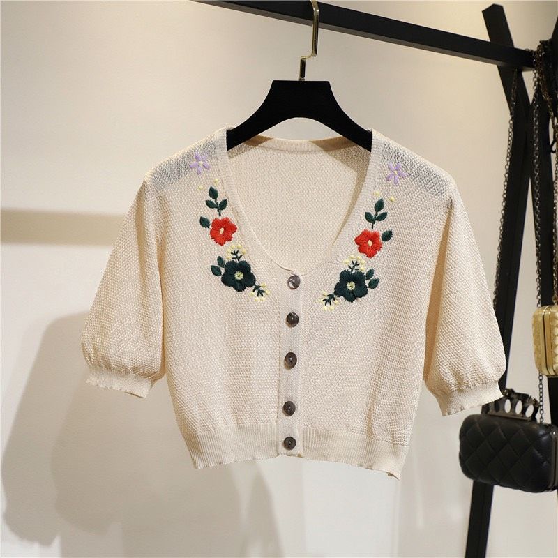 Áo hoa thêu cổ v Quảng châu bo tay xinh