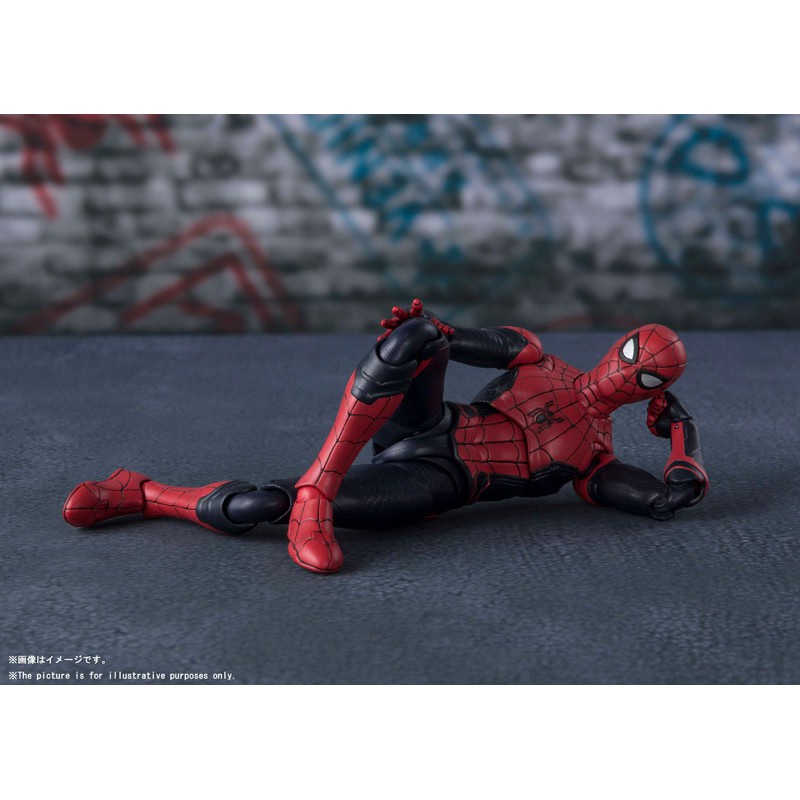 Mô Hình Người Nhện Spider Man Far From Home SHF Có Khớp
