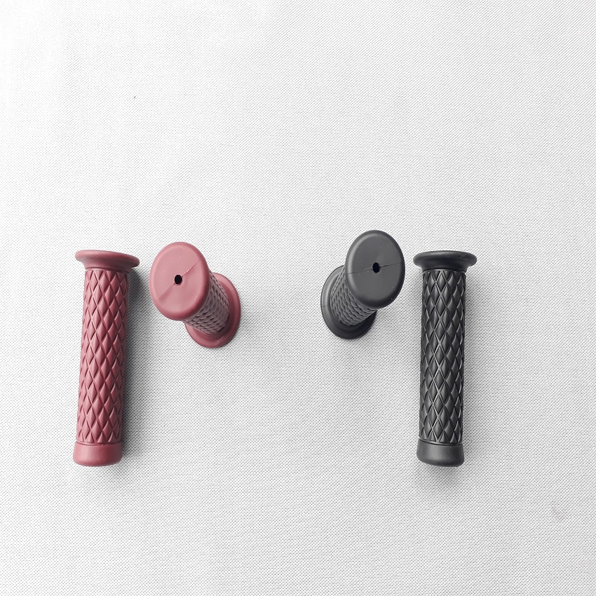 Tay nắm cao su xe máy classic Cafe Racer cao cấp vân quả trám