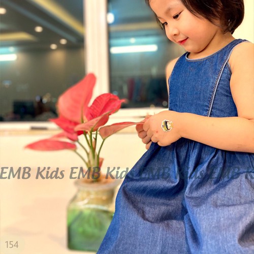 Đầm jean giấy cho bé  EMB Kids váy bò sát nách bé gái hàng Việt Nam thiết kế Size 2-8 T chất liệu mềm mại không phai màu