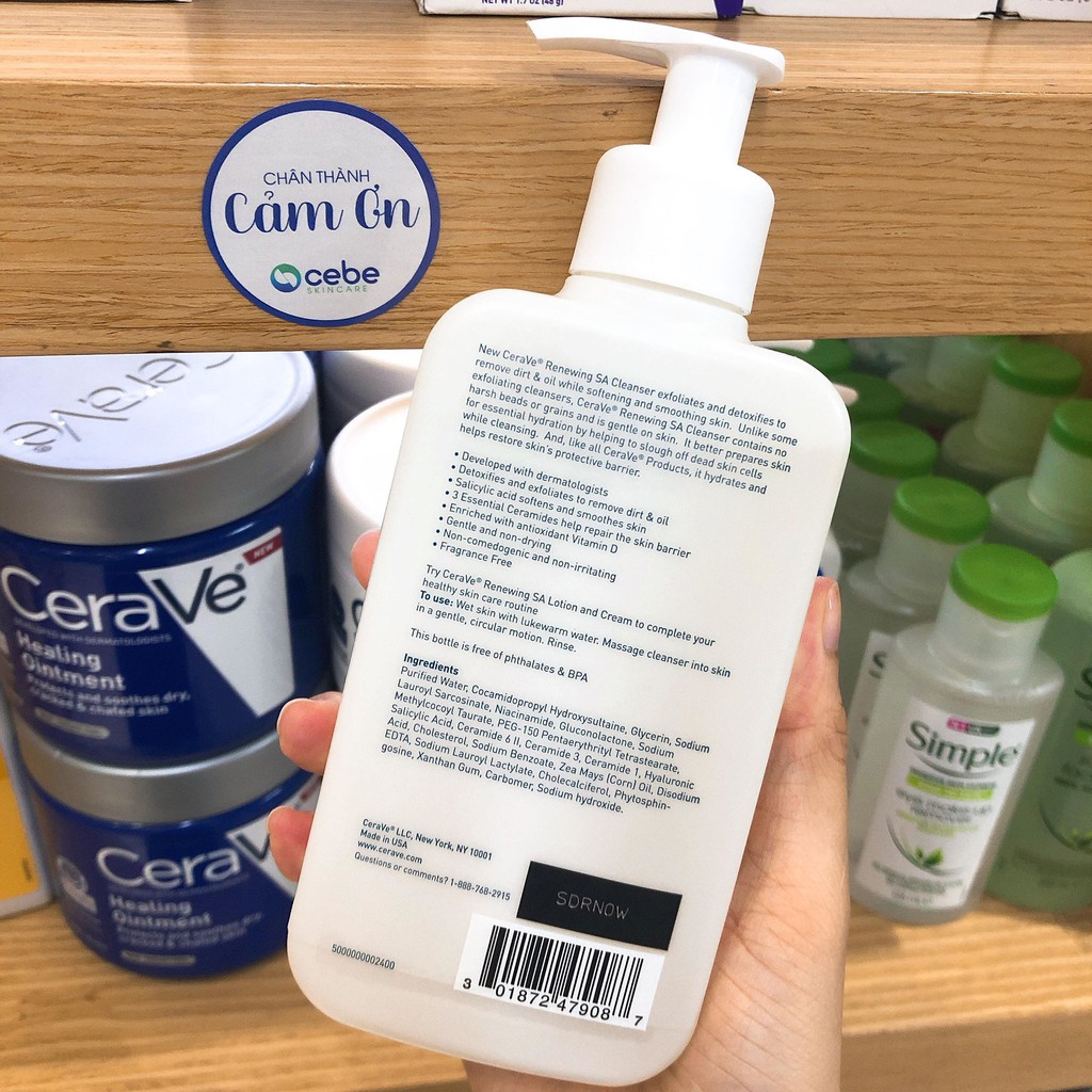 Sữa rửa mặt CeraVe Renewing SA Cleanser (237mL)