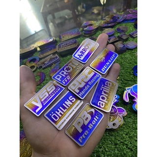 Logo titan dán chân phuộc