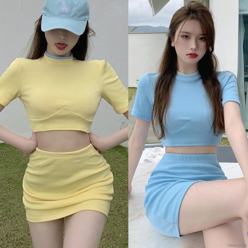 1 Bộ Áo Croptop + Chân Váy Ôm Thể Thao Gợi Cảm Cho Nữ