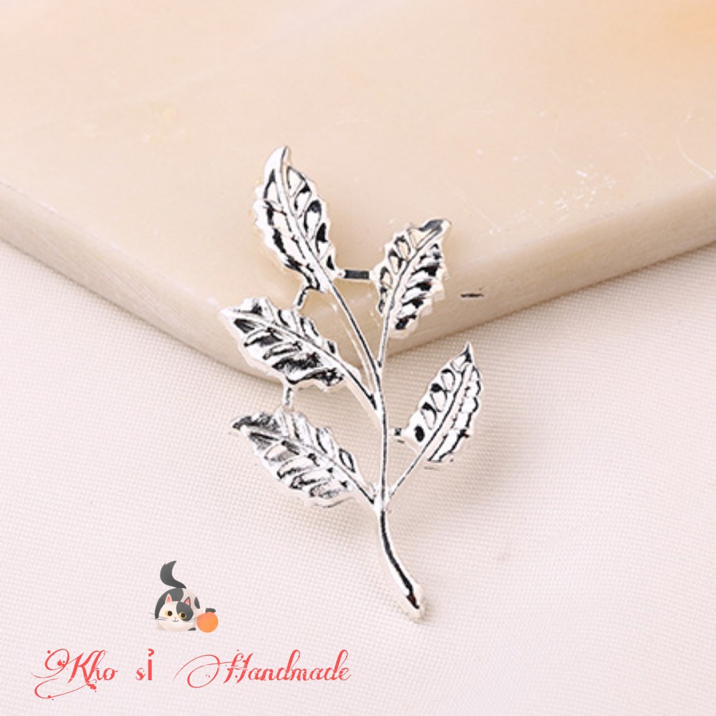 Cành 5 lá mạ kim loại 2.5*4.2cm - Phụ kiện đính túi, ví, hoa vải, bờm nơ, cài áo  Handmade