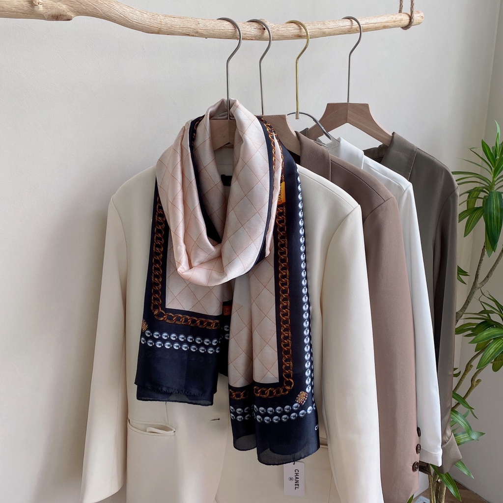 Khăn Quàng Cổ Chống Nắng Bằng Lụa In Chữ CC Thời Trang Mới 2022 Cho Nữ