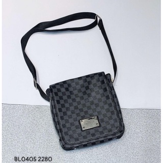 tui nam lv Gucci