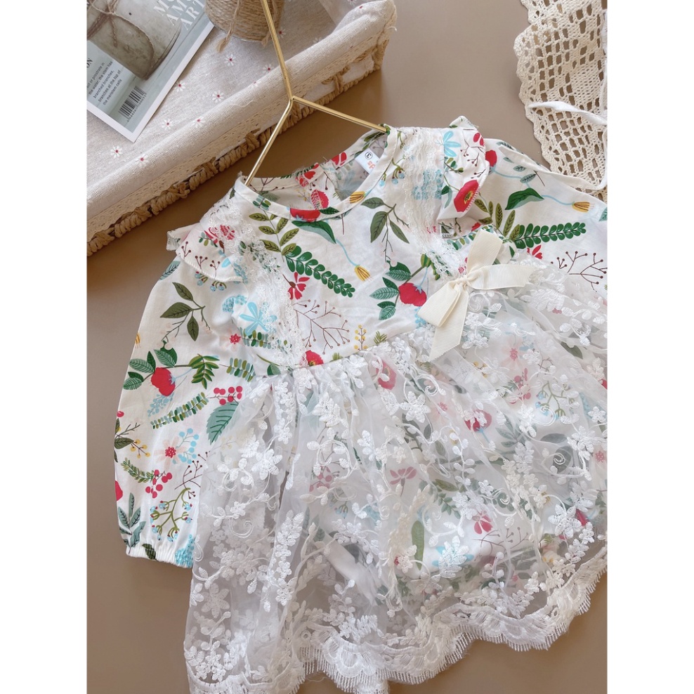 Body phủ ren kèm mũ bé gái