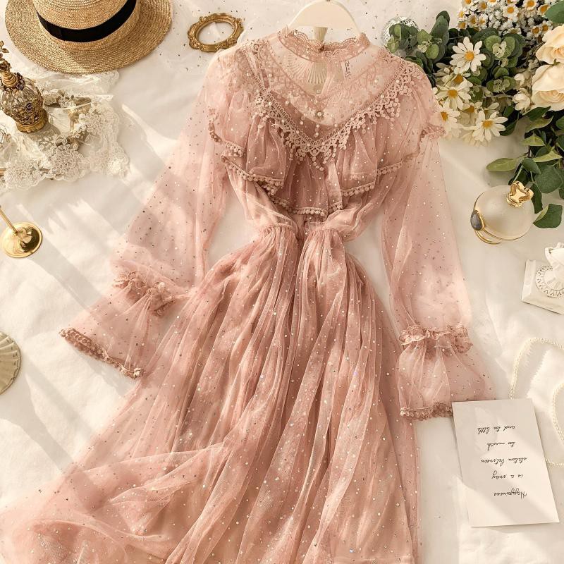 M68 - Đầm công chúa Ulzzang tay bồng eo chun viền ren bèo ngực đính đá kim sa lấp lánh