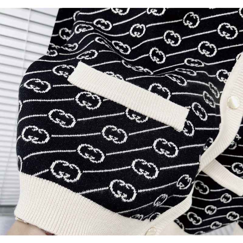 Áo khoác cảdigan nam nữ hoạ tiết GUC.CII 2 màu cực xinhh