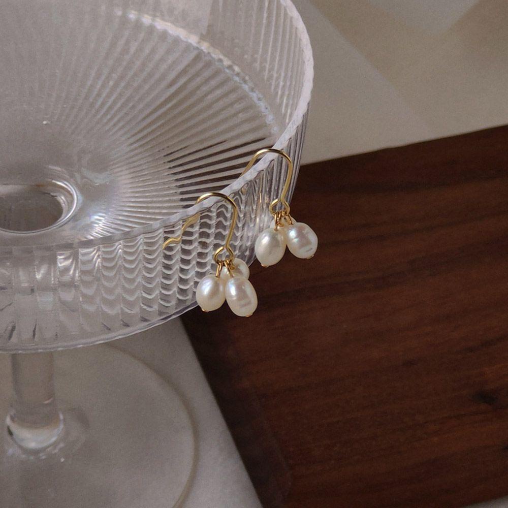 Bông Tai Đính Hạt Lấp Lánh Dễ Phối Đồ Thời Trang Cho Nữ
