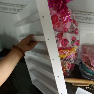 (tặng mask) Kệ để son, sơn móng treo tường